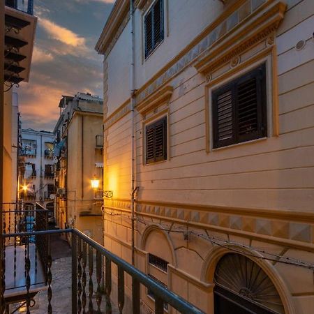 Cortile Del Greco Apartments Палермо Екстериор снимка