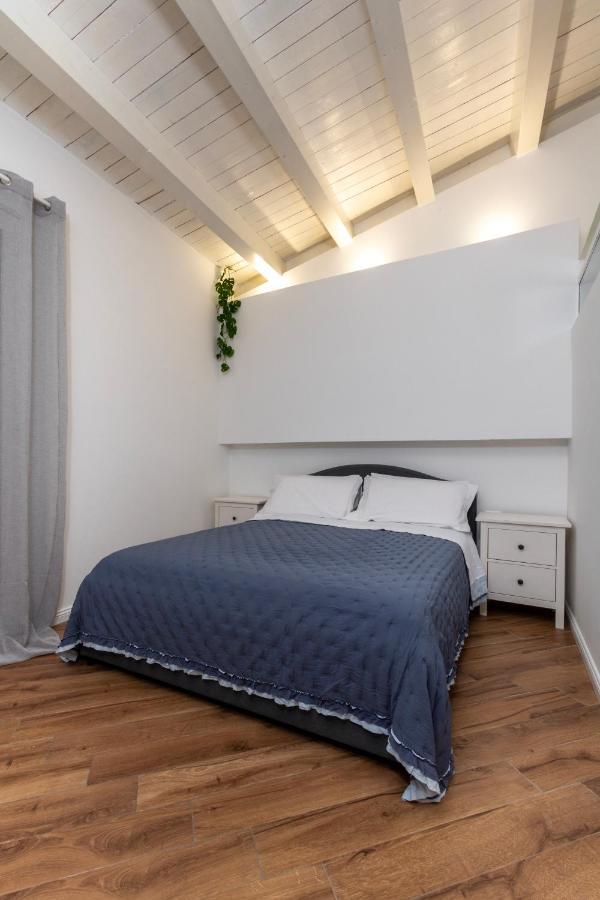 Cortile Del Greco Apartments Палермо Екстериор снимка
