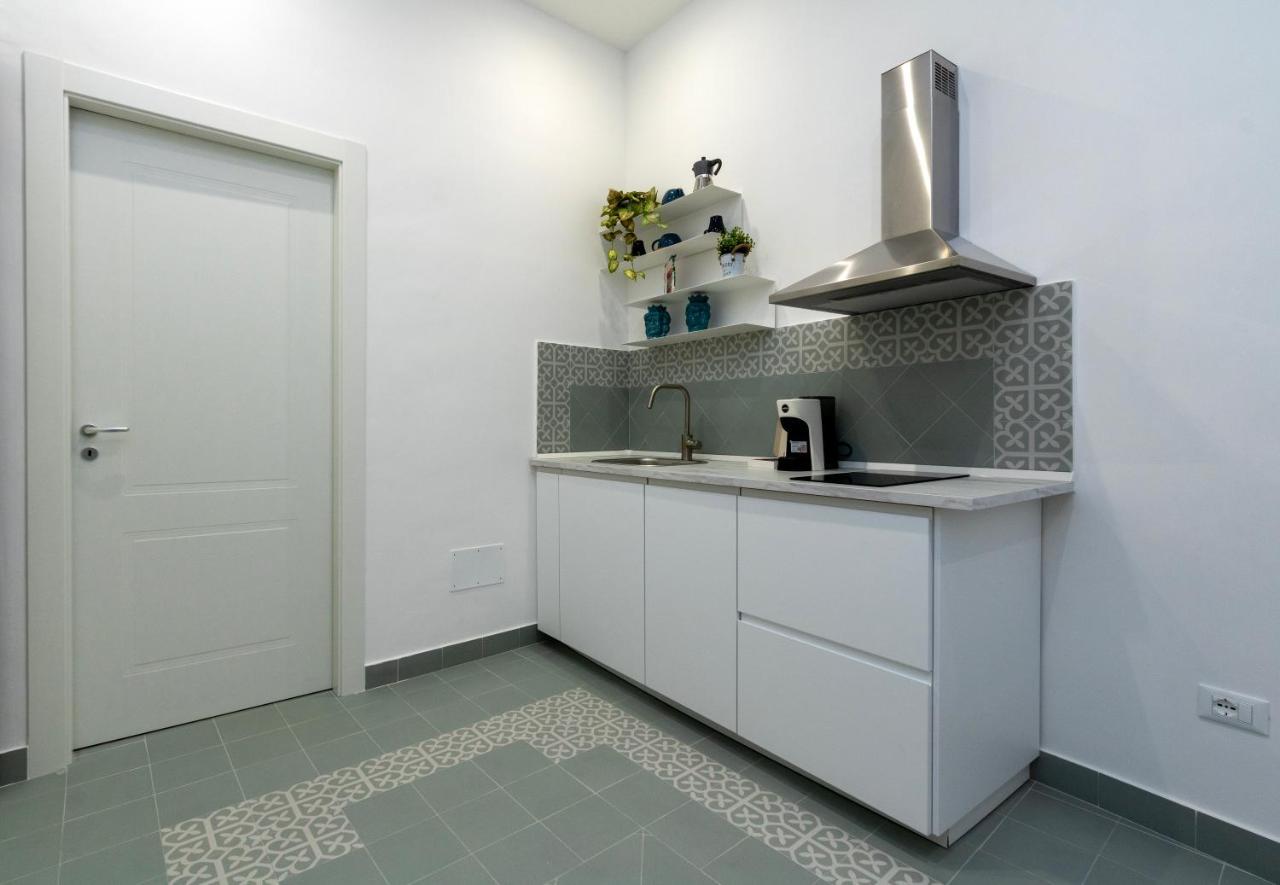 Cortile Del Greco Apartments Палермо Екстериор снимка