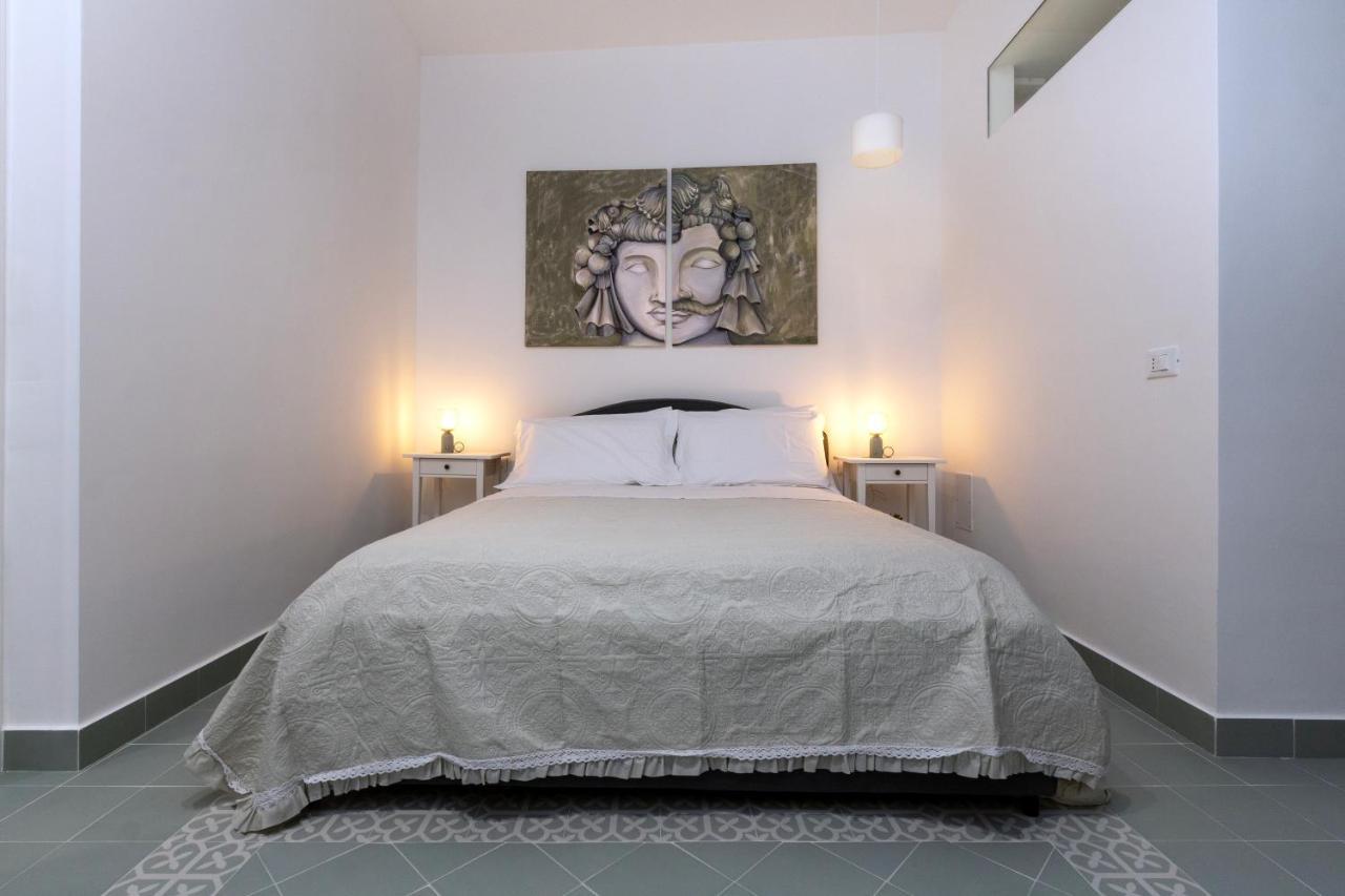 Cortile Del Greco Apartments Палермо Екстериор снимка
